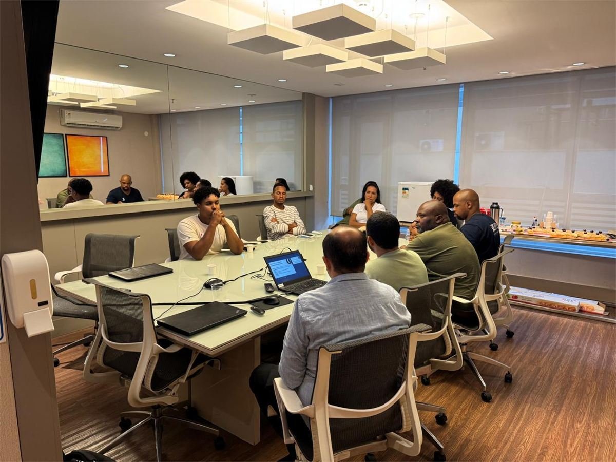 Reunião de planejamento da operação com o cliente